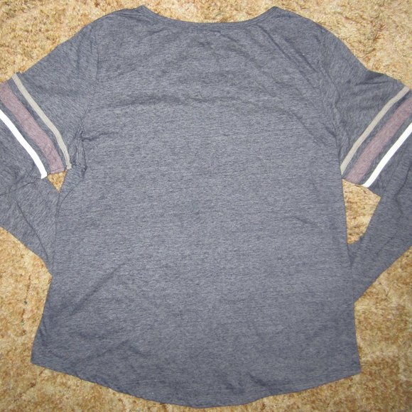 4/$20 Blue Long Sleeve Shirt w stripes on sleeves - Picture 6 of 6